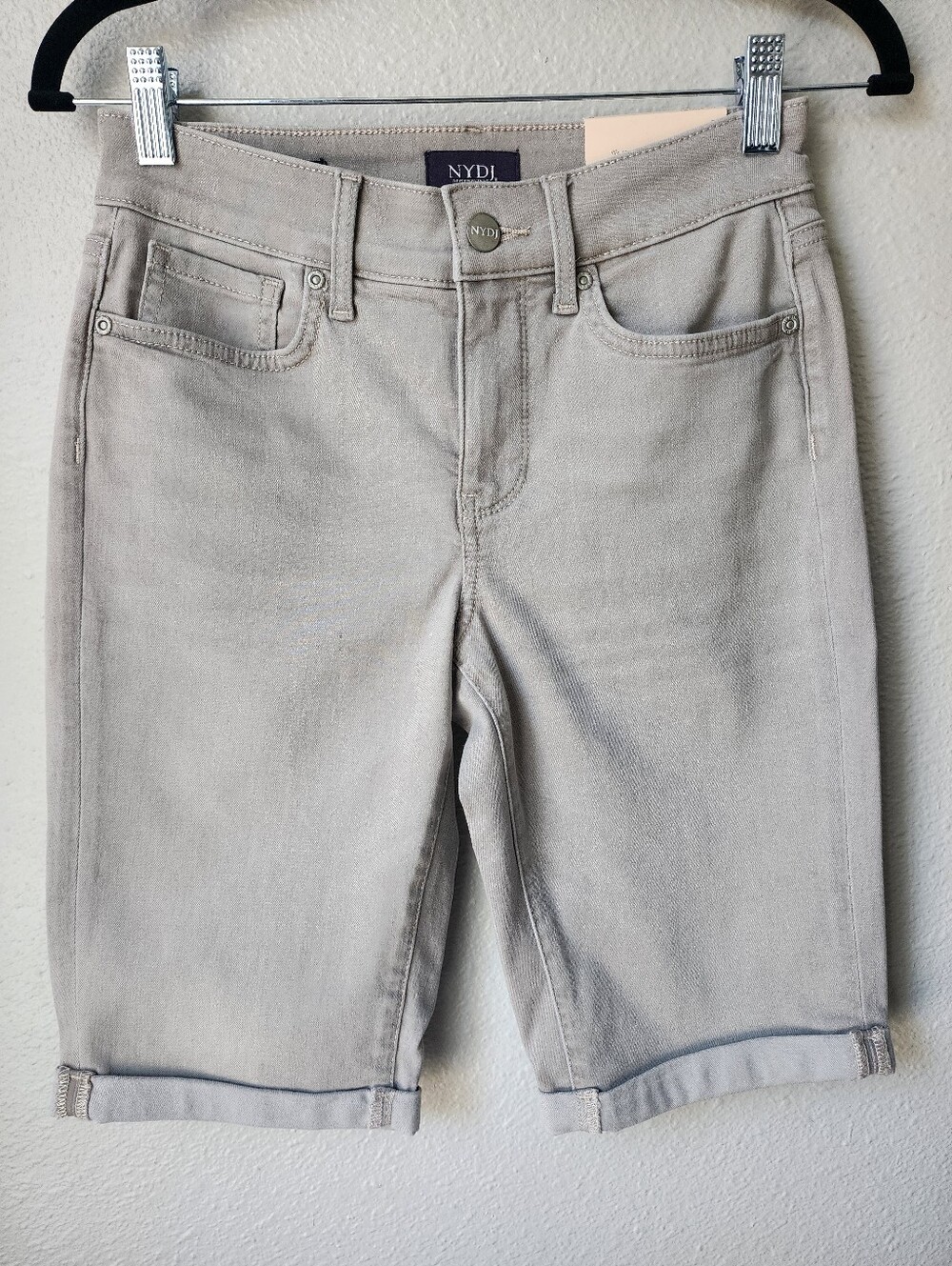 NYDJ Briella 11" Short Denim Roll Cuff Shorts Size 0 In Light Grey NWT